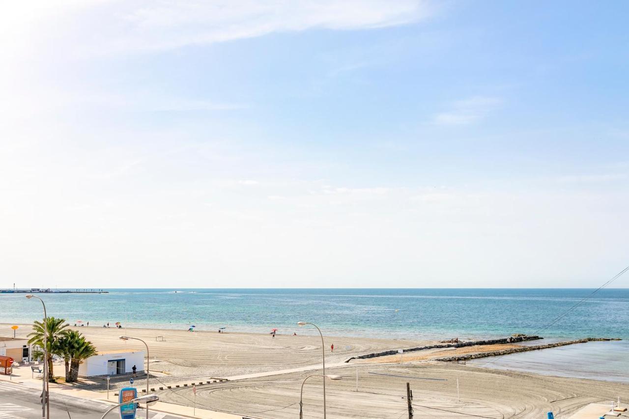 ✩Direct Beach Location ✩ Familyfriendly ✩ Netflix サンタ・ポラ エクステリア 写真