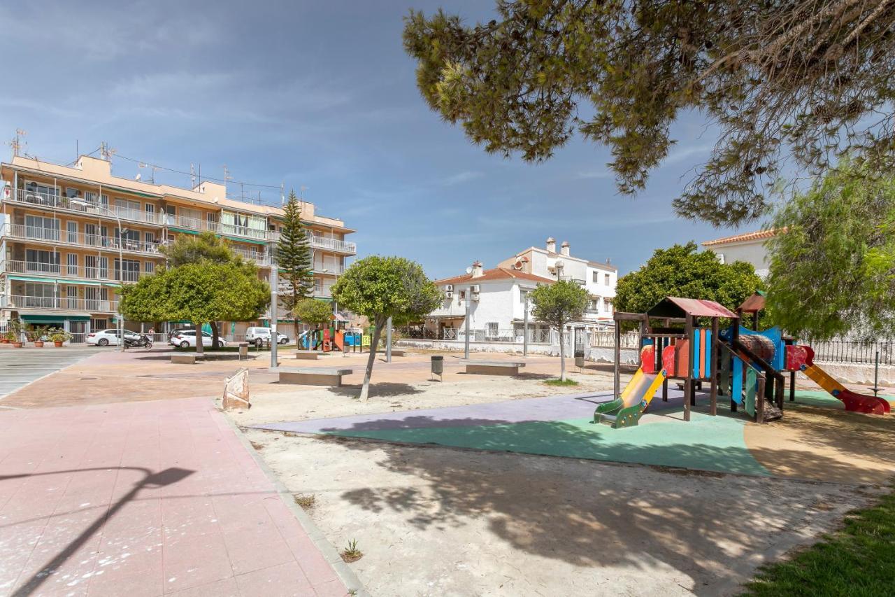 ✩Direct Beach Location ✩ Familyfriendly ✩ Netflix サンタ・ポラ エクステリア 写真
